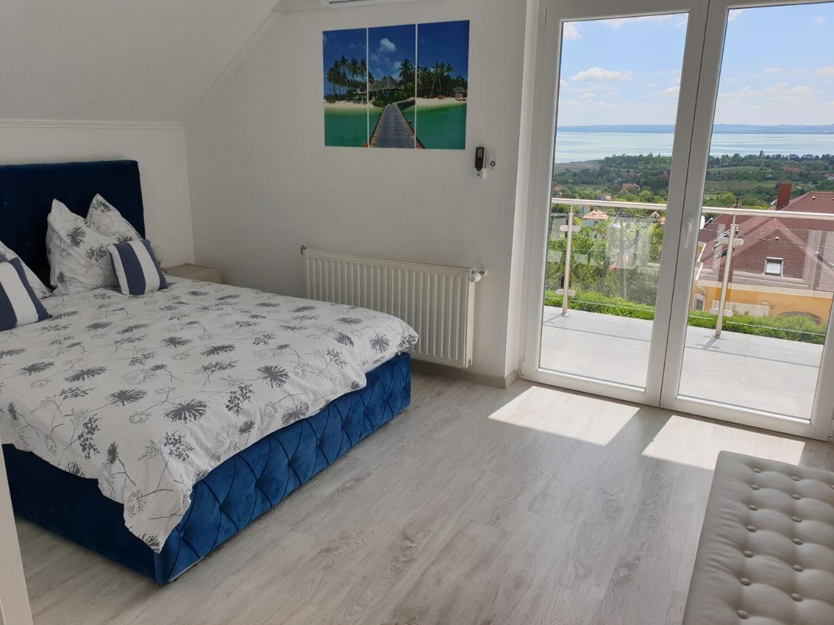 Lakeview Apartments Balatonfuered ภายนอก รูปภาพ