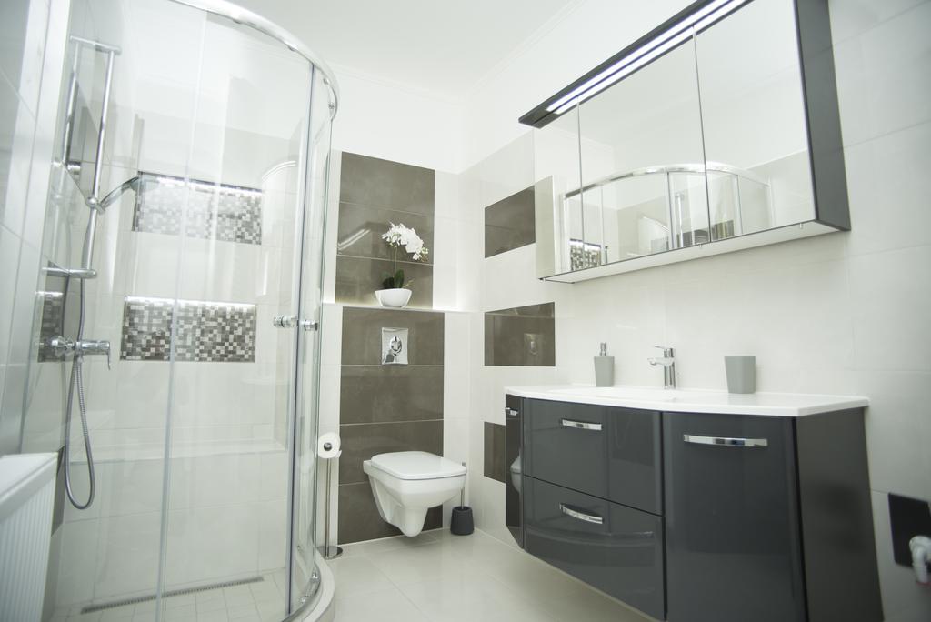 Lakeview Apartments Balatonfuered ภายนอก รูปภาพ
