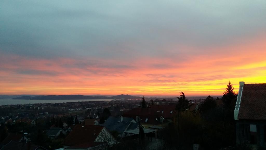 Lakeview Apartments Balatonfuered ภายนอก รูปภาพ